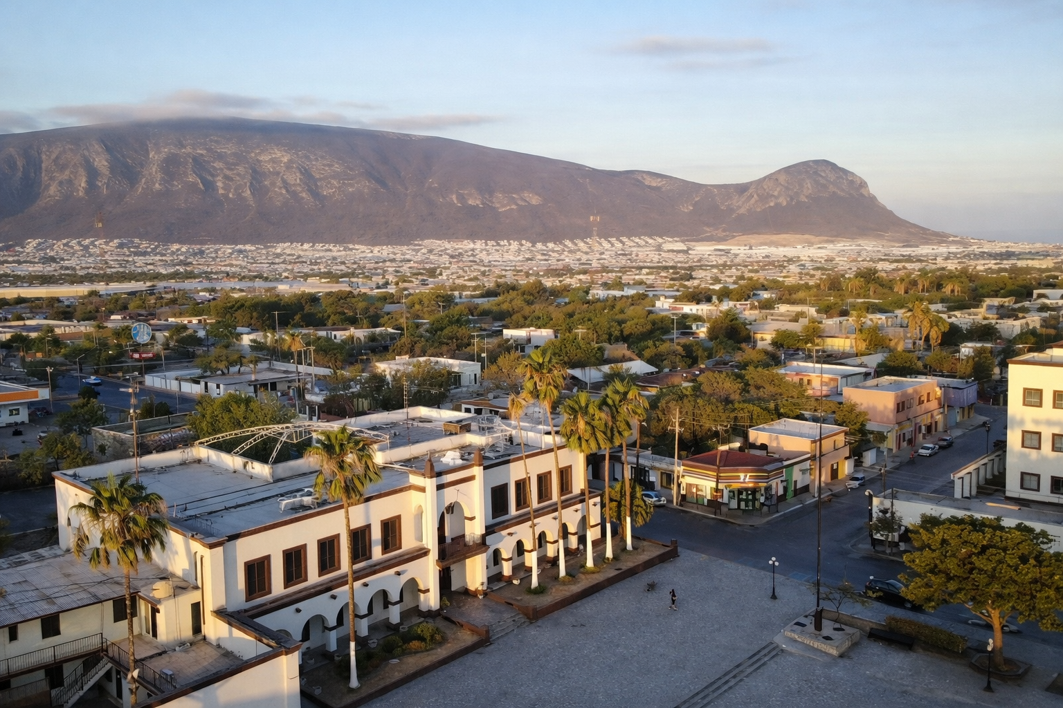 ESCOBEDO BIENES RAICES